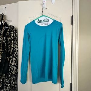 Lululemon Long Sleeve Shirt in Blue
